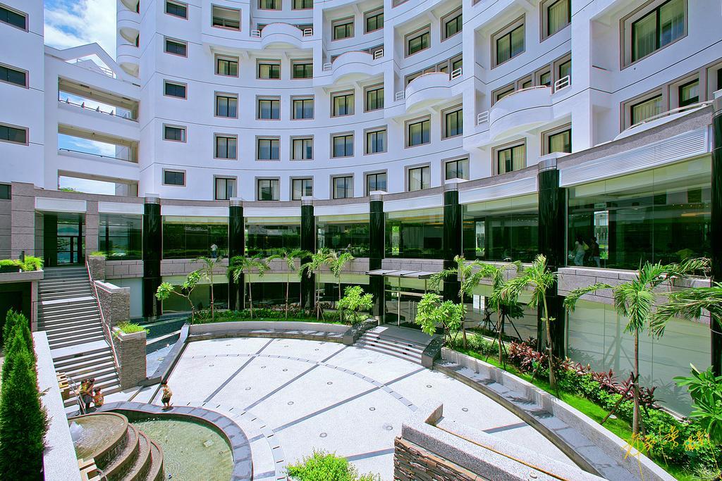Garden Villa Kaohsiung Exterior photo
