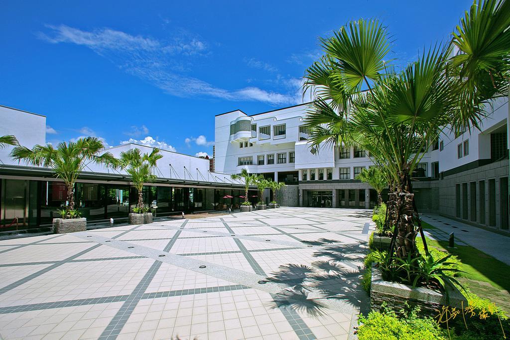 Garden Villa Kaohsiung Exterior photo